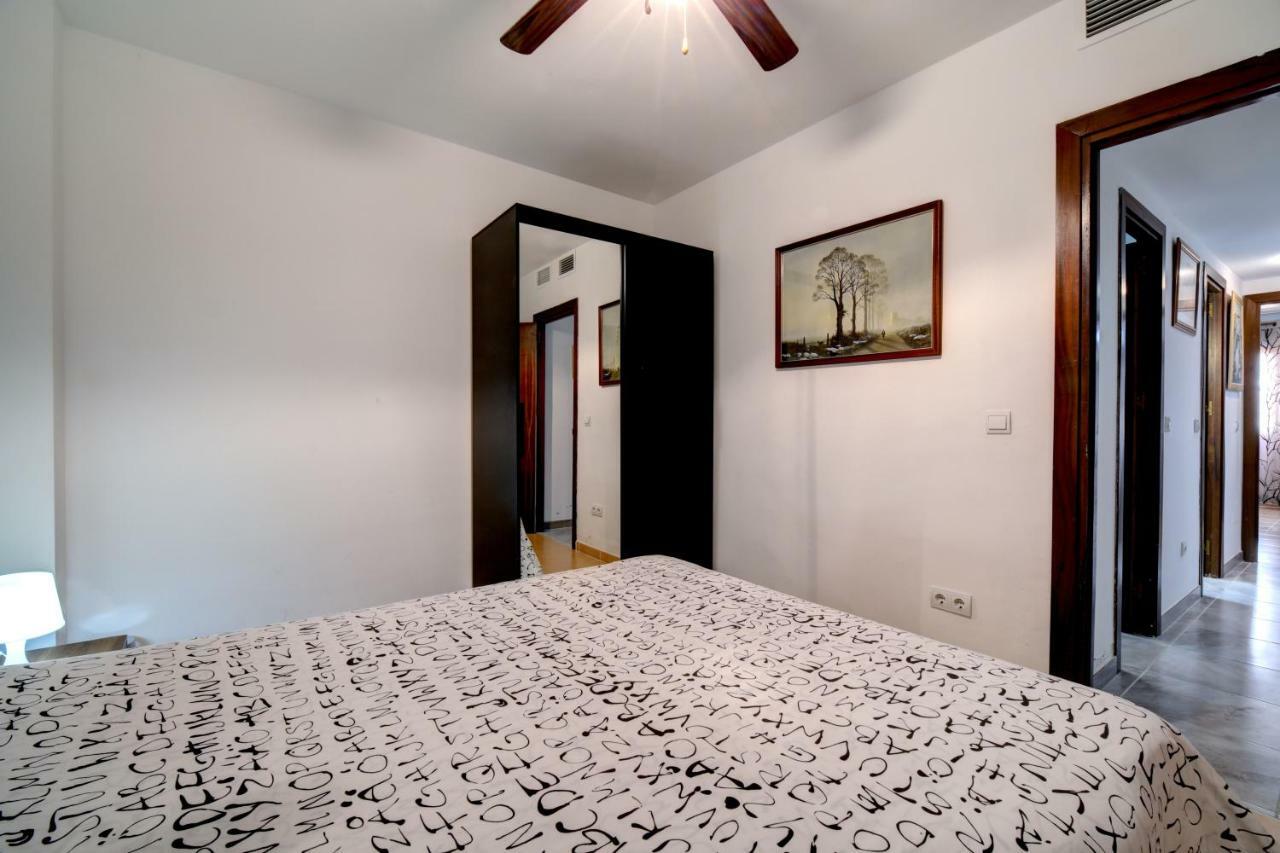 Victoria Apartment Естепона Екстериор снимка